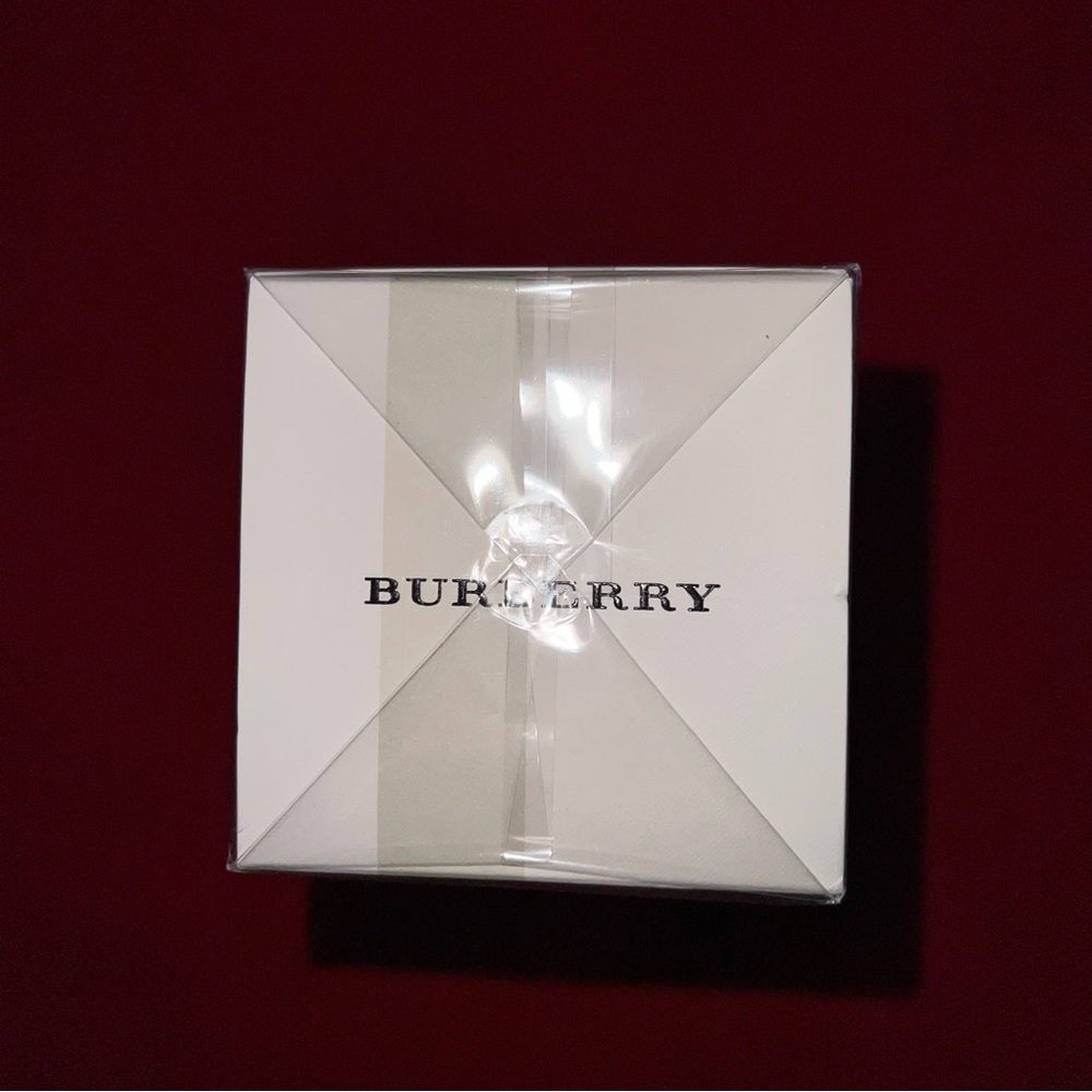 AUTHENTIC Burberry Original Factory-Sealed Packaging - NIB - Picture 2 of 3